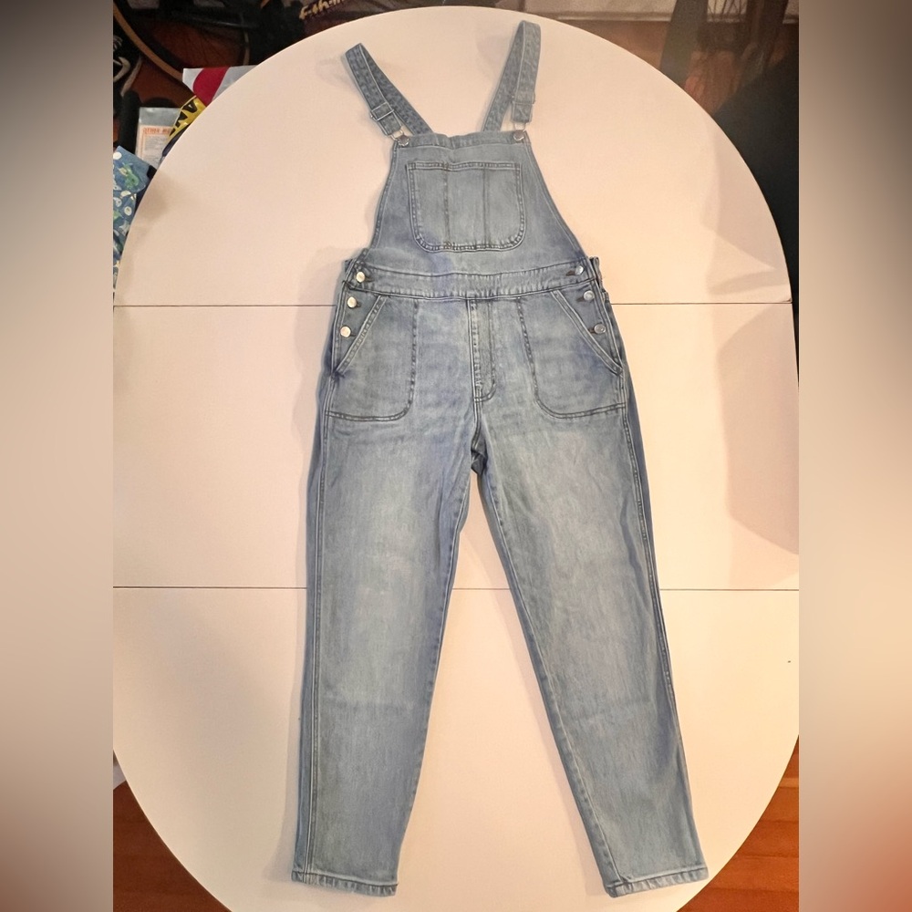 Old Navy Light Blue Denim Jeans